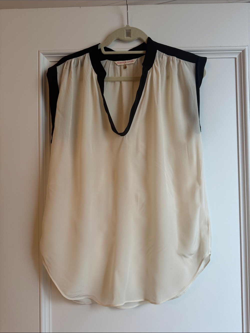 Rebecca Taylor Sleeveless Cream Blouse with Black Trim - Pleated V-Neck Size 4